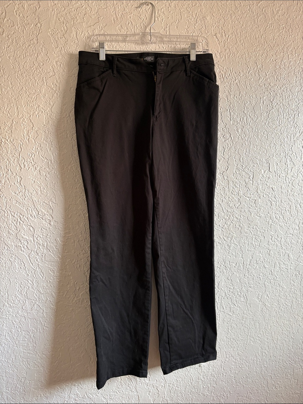 Lee Black Straight-Leg Women's Pants